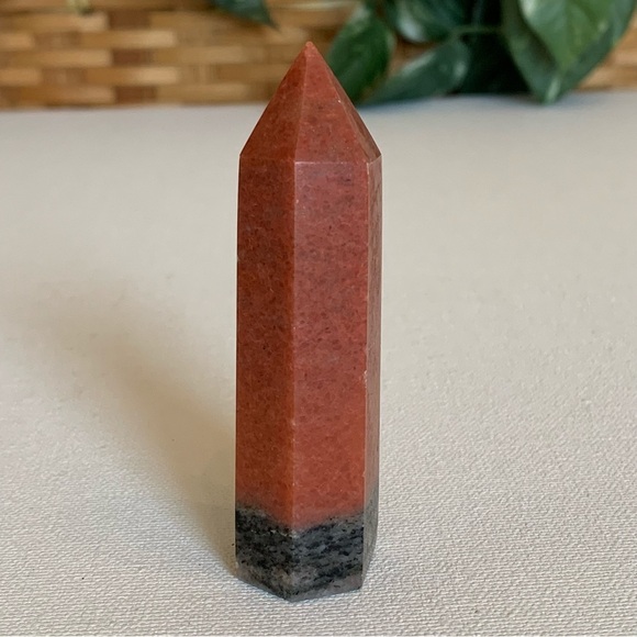 Red Calcite Crystal Tower Healing Point Obelisk Chakra Stone Reiki Wand 3.2" 68g - Picture 10 of 14